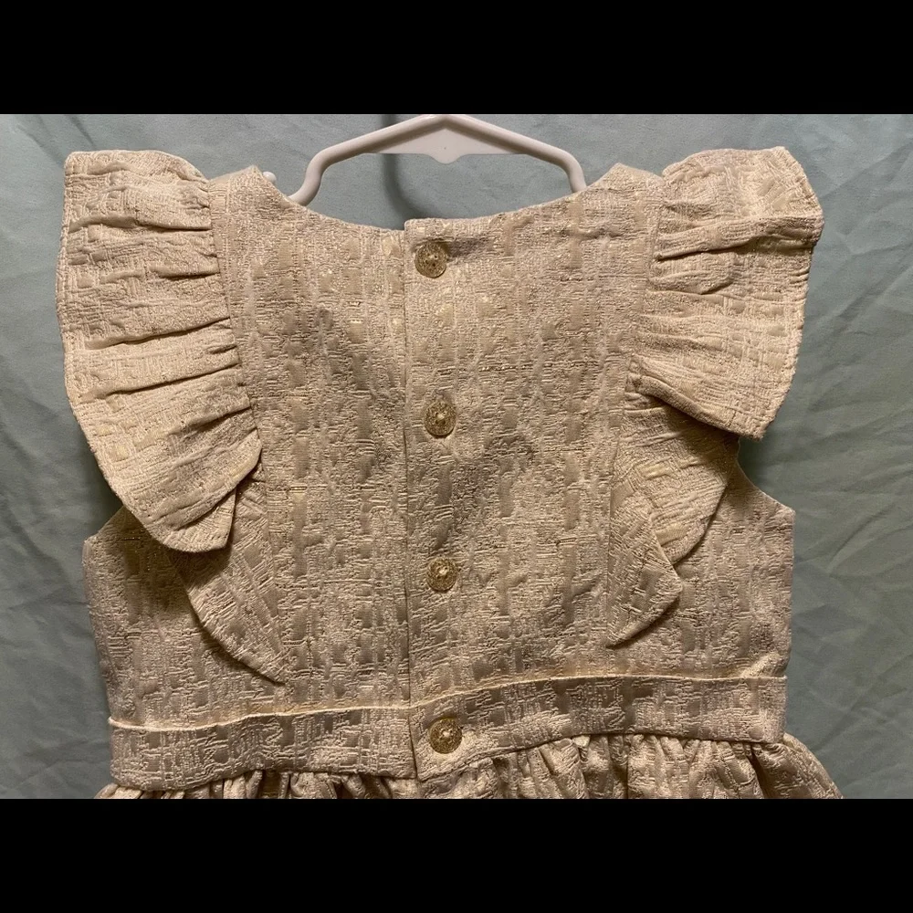 EUC fancy dress gold/cream Oshkosh